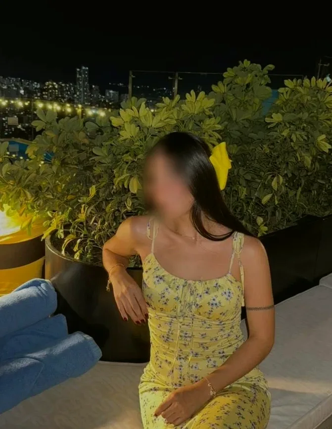 Denise, 25