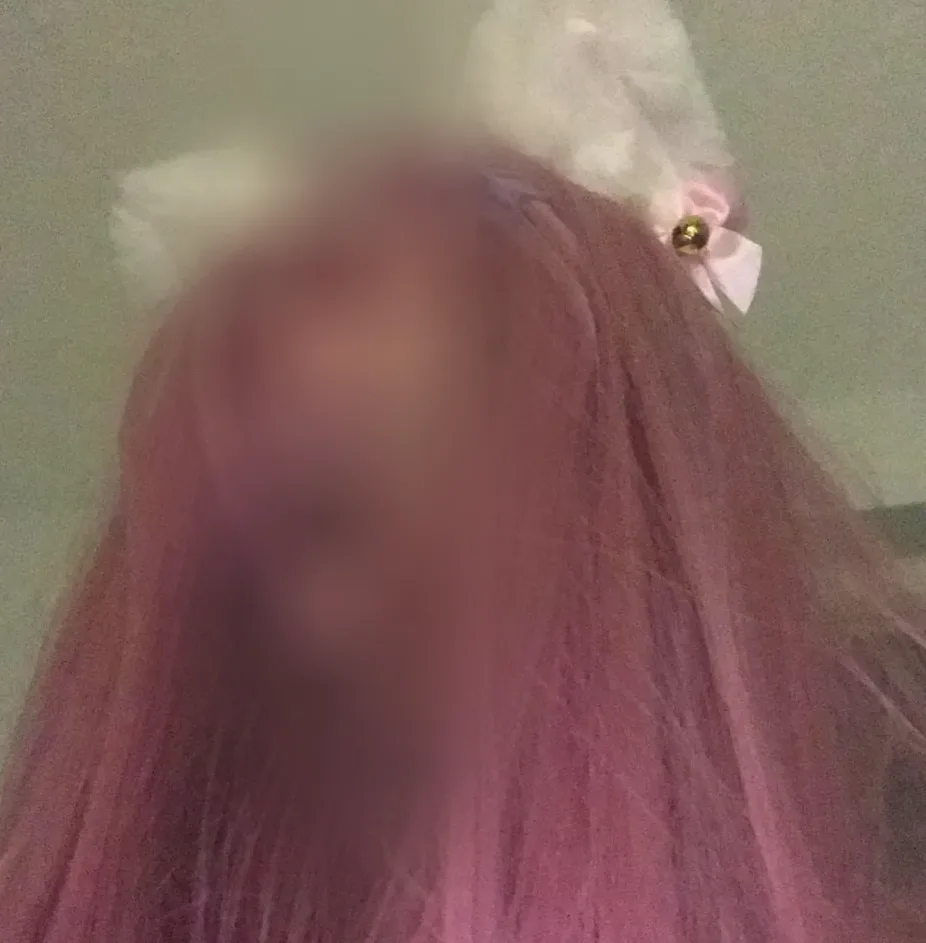 Esra, 22