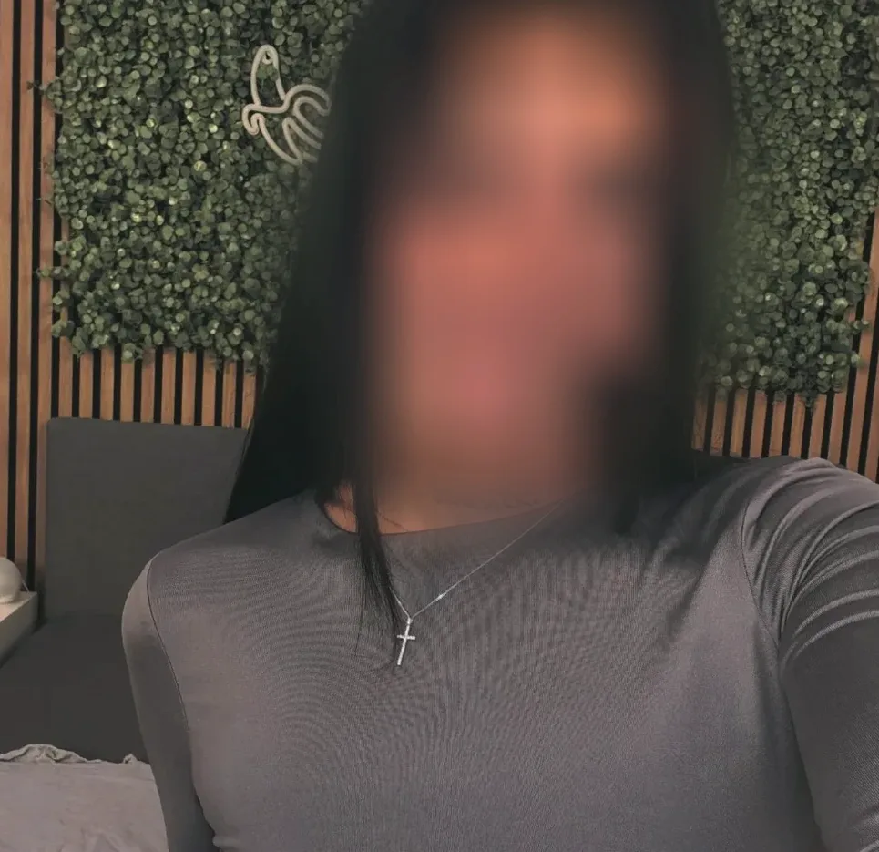 Özlem, 30
